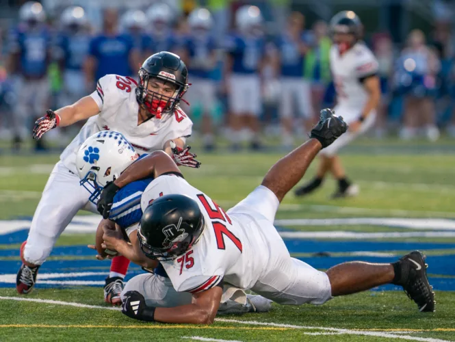 Minor's defensive efforts helps Williamsport defeat Central Mountain 34-10